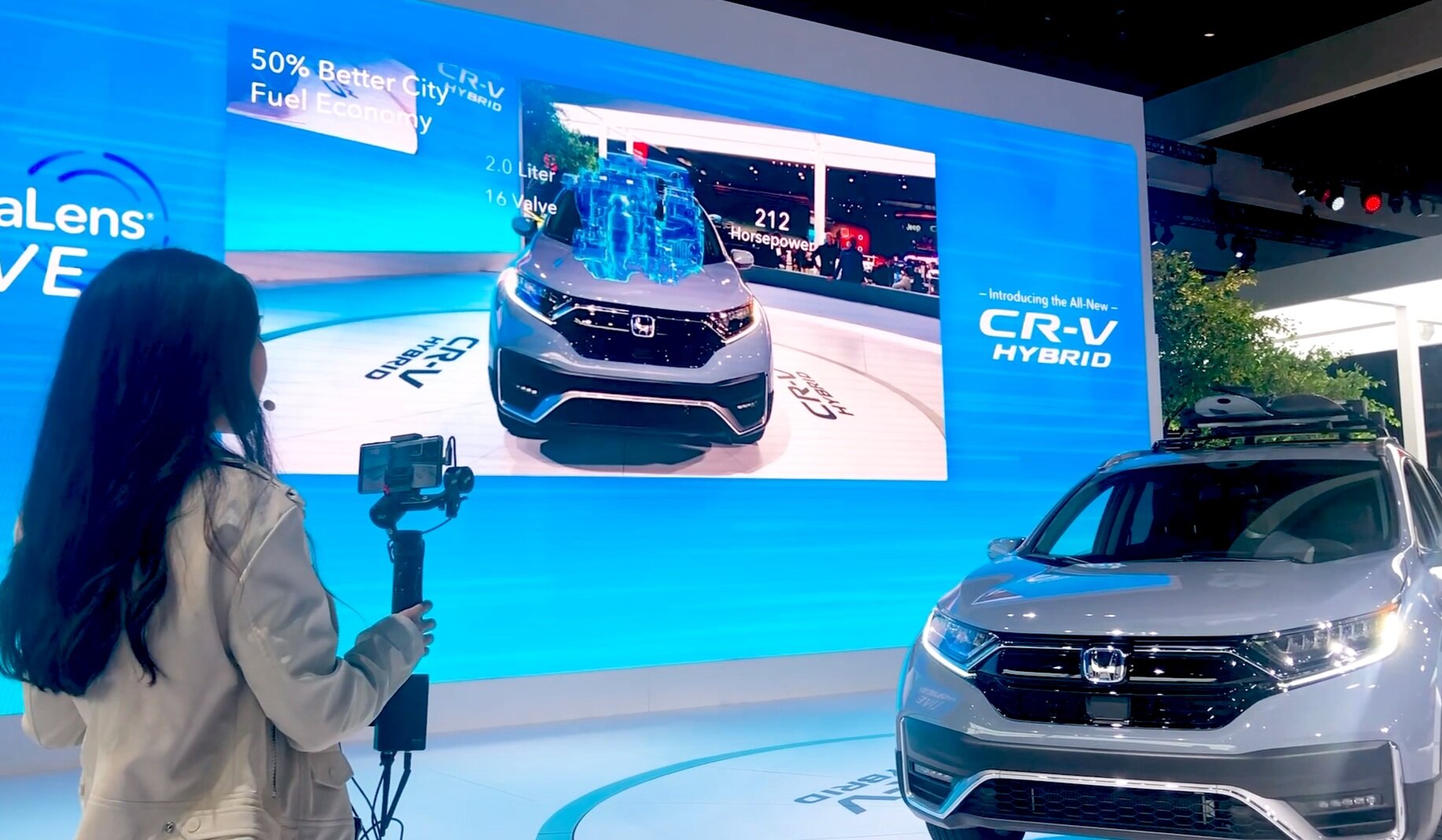 Screen capture of the AR rendering pipeline tracking the vehicle in realtime